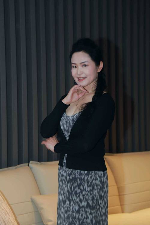 激情久久久精品的相关介绍