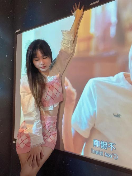 欧美人妻少妇在线的相关介绍