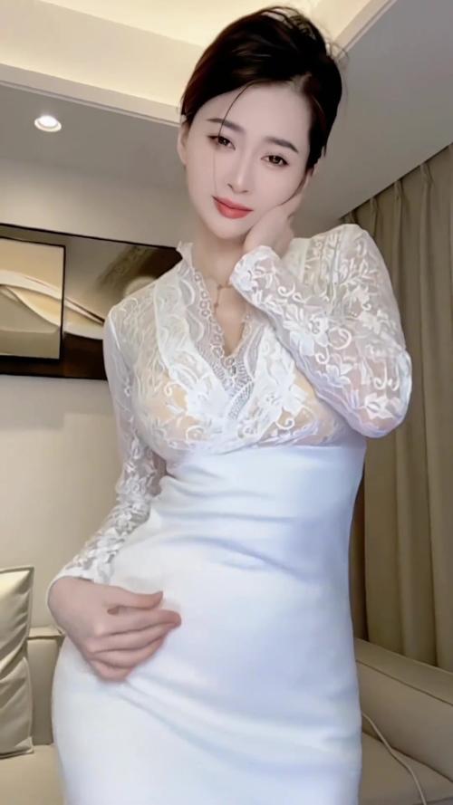 人妻熟女久久在线的相关介绍