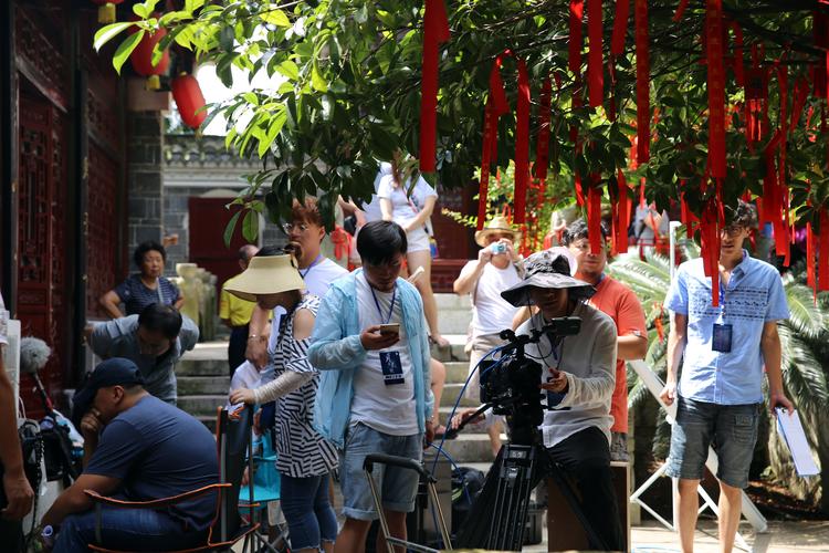 18禁在线黄的片的相关介绍