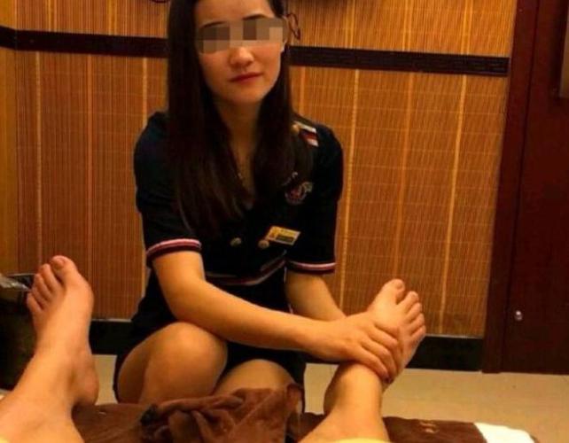 在线观看十八岁禁止的相关介绍