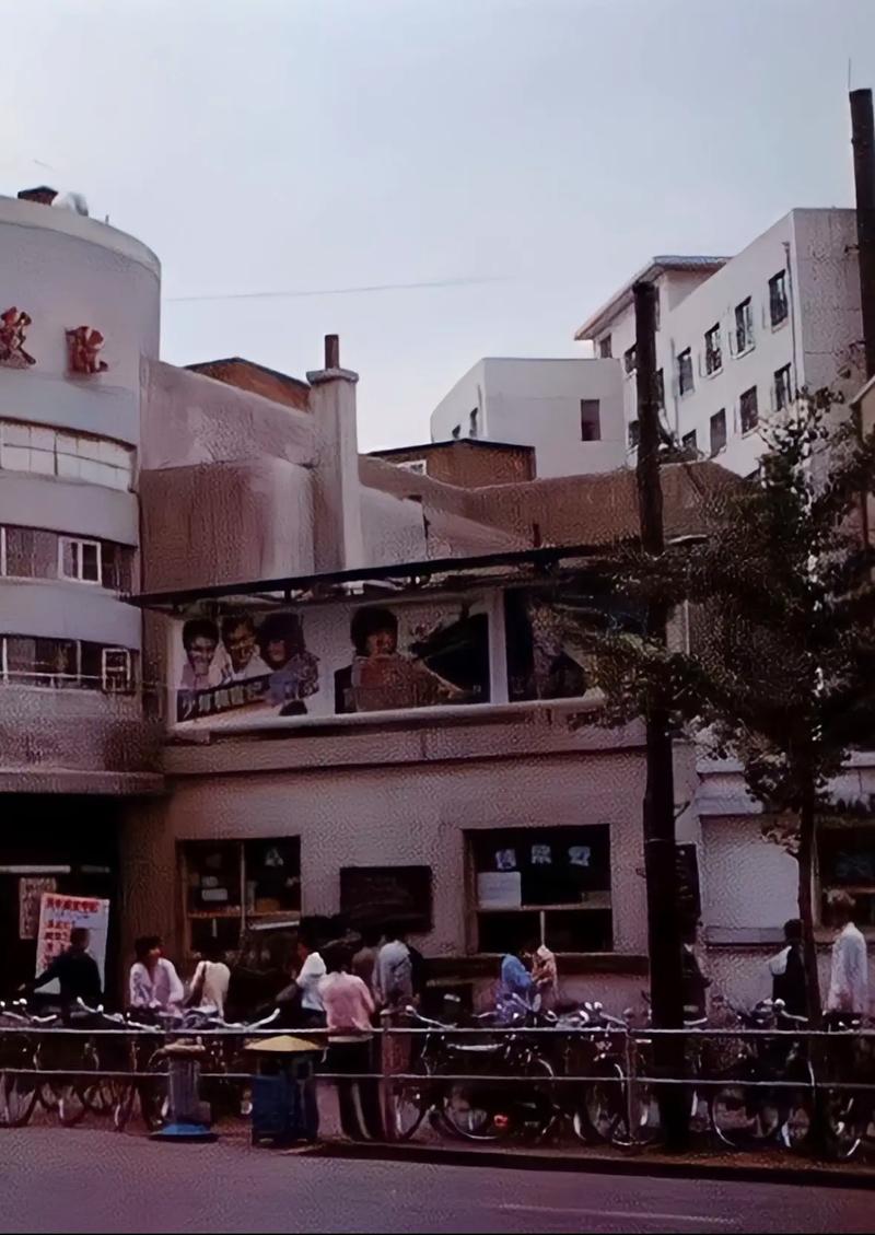 久久久这里都是精品的相关介绍