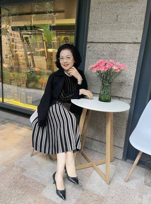久久久伦理片的相关介绍