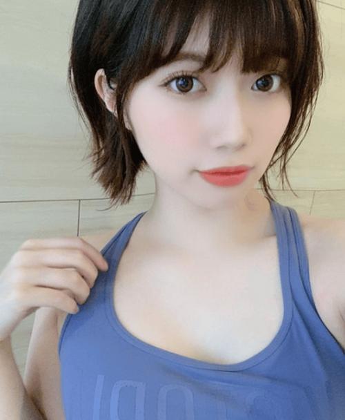 官场人妻献身h系列秦书记的相关介绍