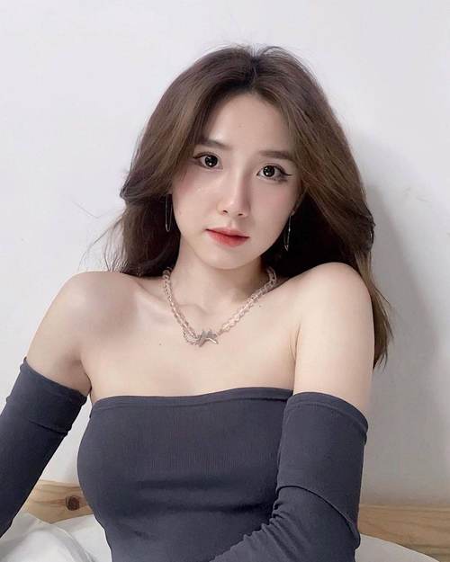 舔老师逼的相关介绍