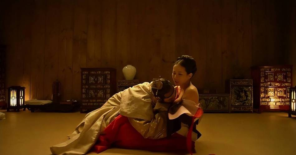狂插风骚美女的相关介绍