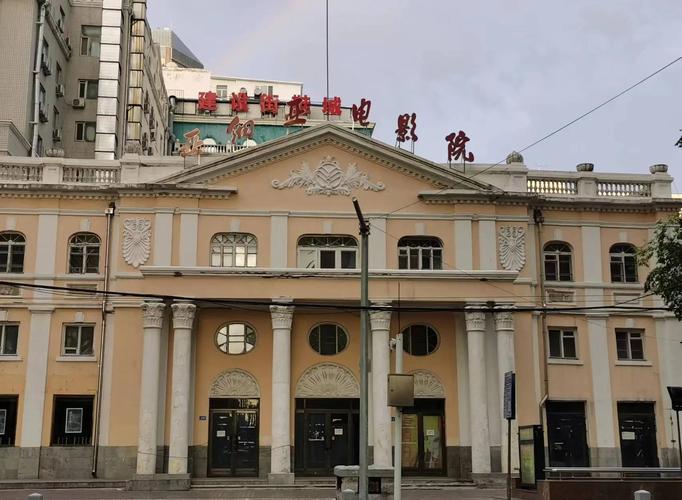 男女啪啪啪动漫图片的相关介绍