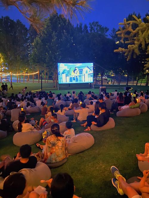 午夜精品福利电影院的相关介绍