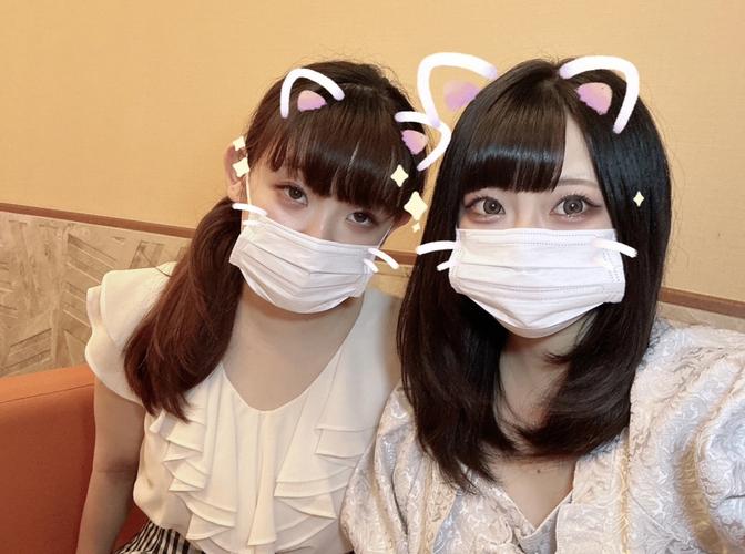 欧美丝袜a∨在线一区二区三区的相关介绍