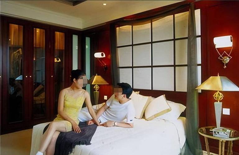 把美女操出白浆视频的相关介绍