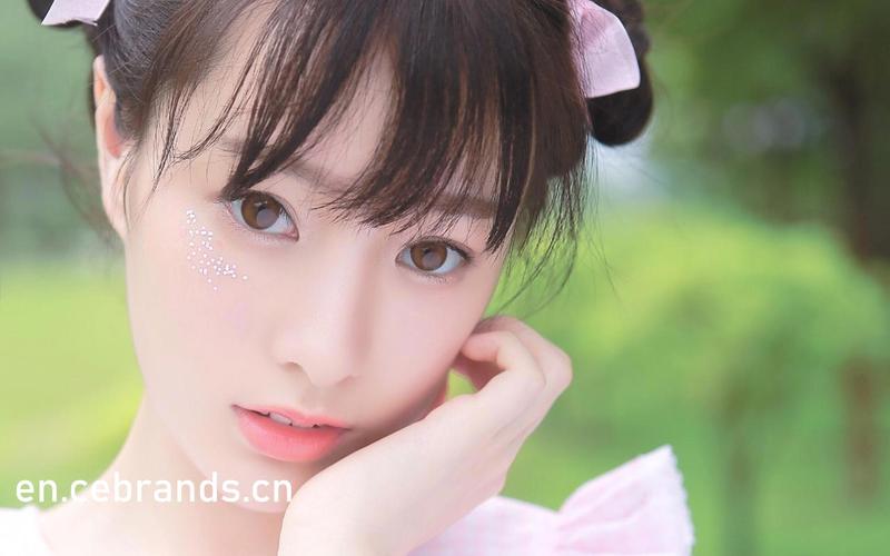 与老师啪啪啪的相关介绍