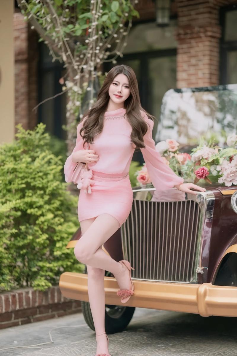 少妇后入av的相关介绍