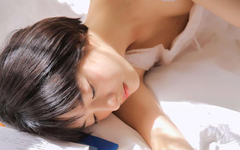 首播yy6080青苹果影院的相关介绍