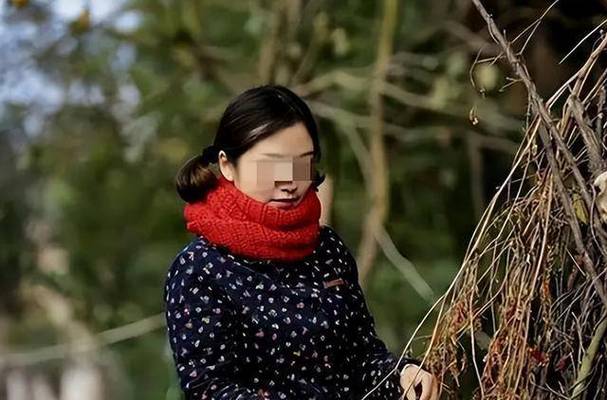 蒋勤勤大尺度写真集的相关介绍