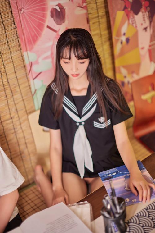 日韩亚洲天堂久久综合的相关介绍