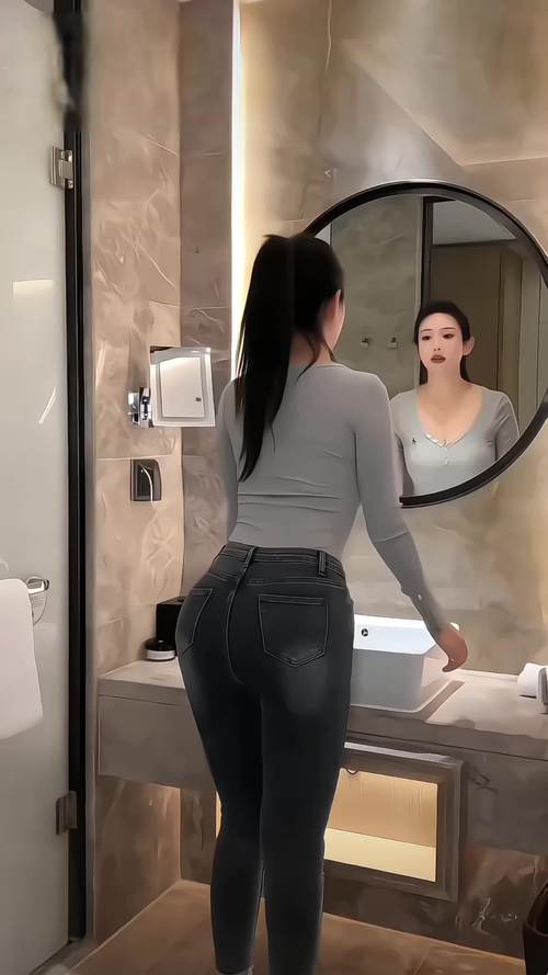 亚洲男人天堂激情的相关介绍