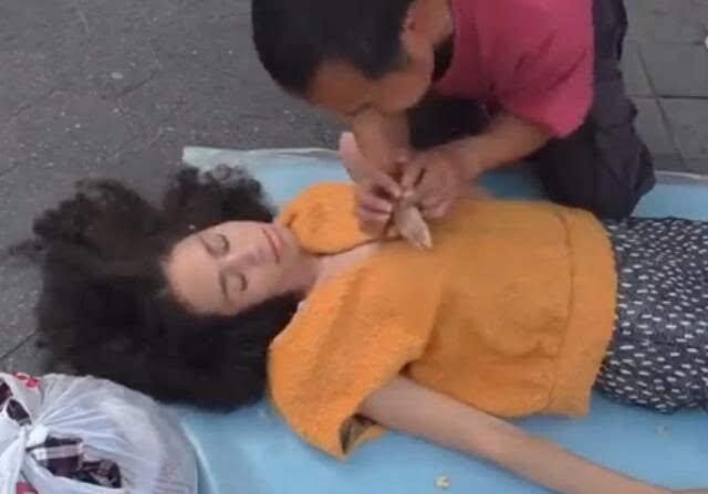 亚洲天堂久久视频的相关介绍