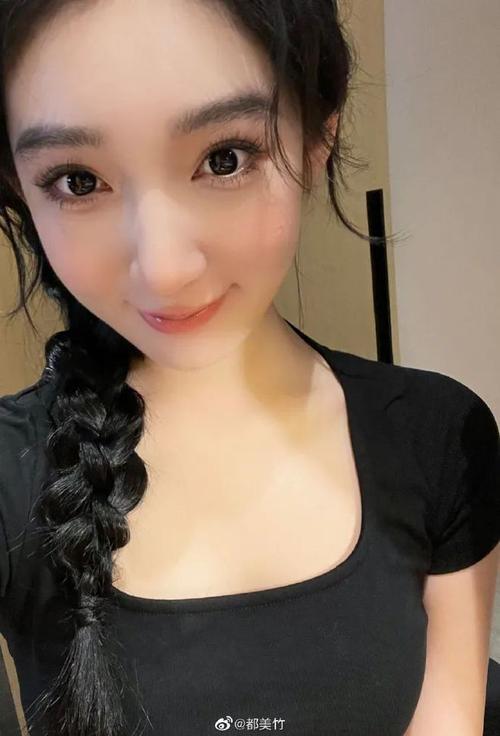 妻子特殊的按摩伦理片的相关介绍