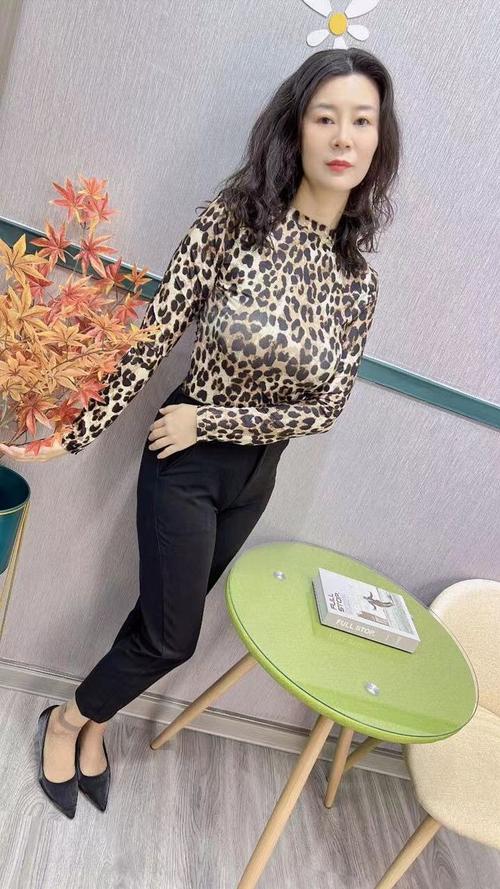 亚洲熟女少妇一区的相关介绍