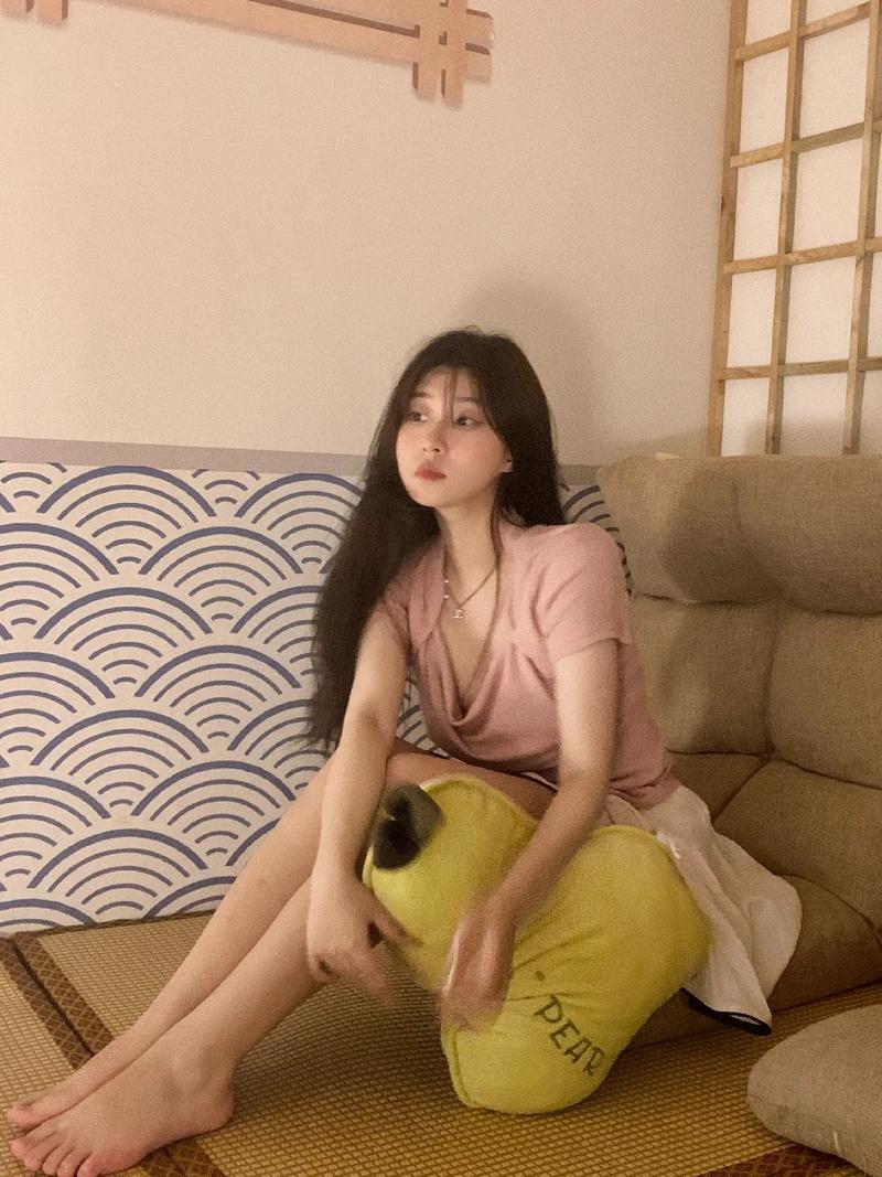 免费观看女生的私密部位的相关介绍
