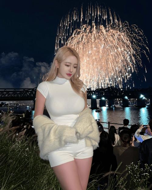 女生老是分泌黄色分泌物的相关介绍