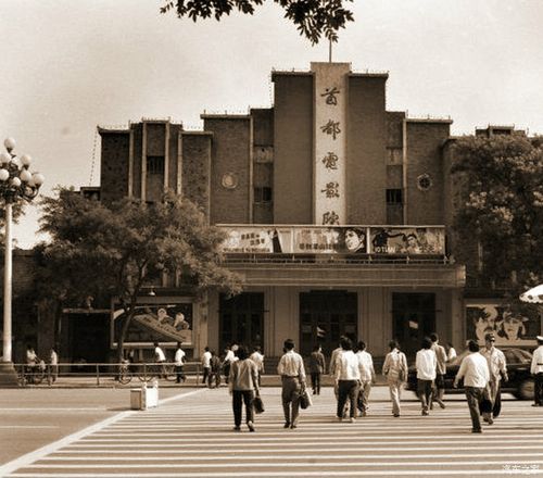 搭讪人妻av77777的相关介绍
