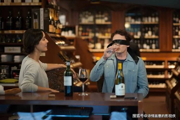 一边亲上面一边摸下面的相关介绍